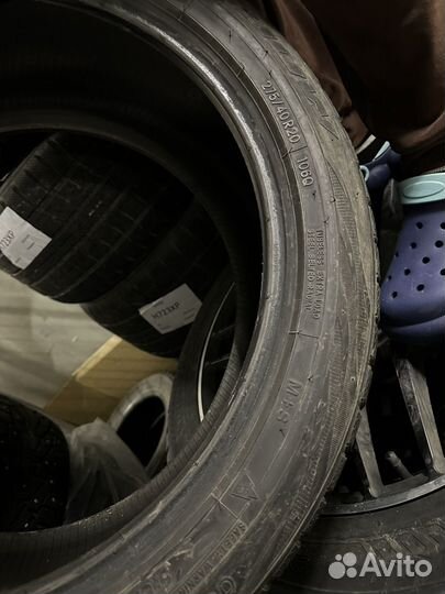 Nitto NT90W 275/40 R20 и 315/35 R35