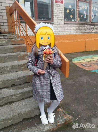 Пальто,плащ