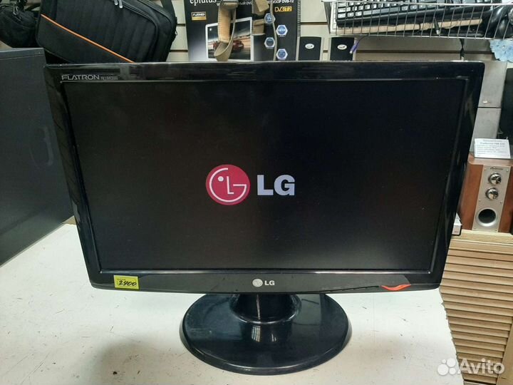 Монитор LG w1943 широкий