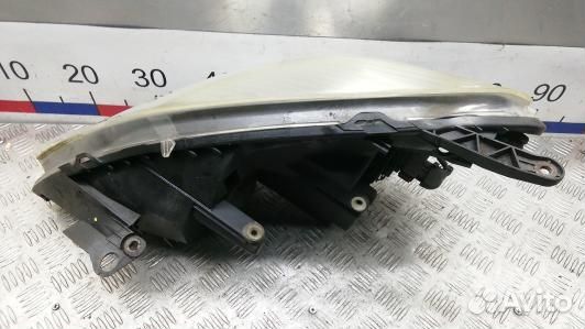 Фара правая opel zafira B (CEA17MU01)