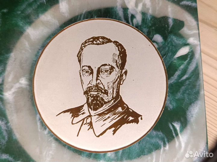 Настольная медаль 100 лет Ф.Э. Дзержинскому