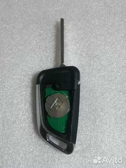 Pасклaднoй ключ BMW в сборе + чип PCF7935 HU92