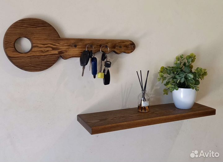 Ключница настенная из дерева + парящая полка