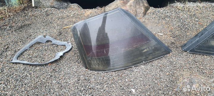 Задние фары Ниссан Глория
