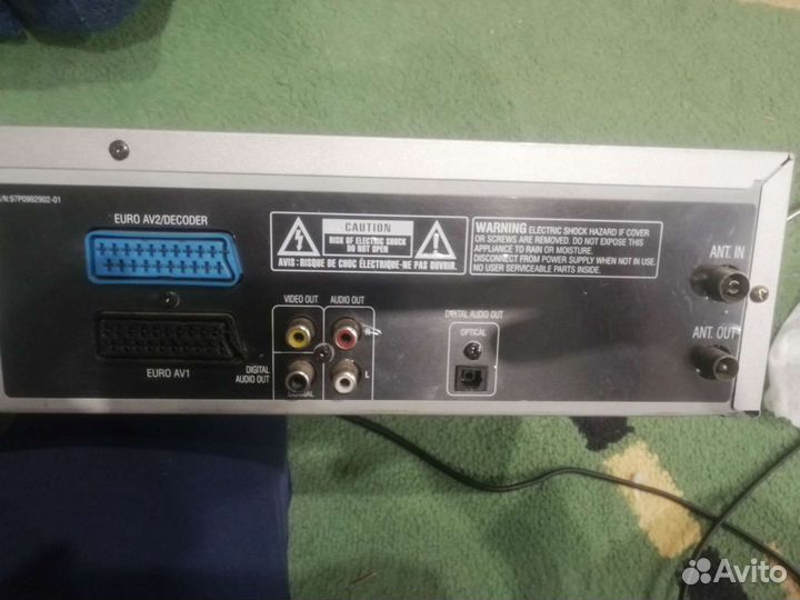 Видеомагнитофон