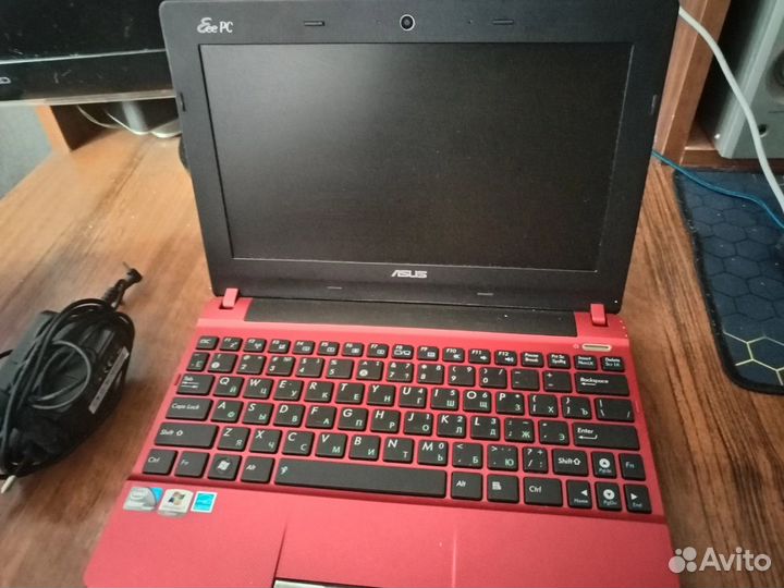 Нетбук asus