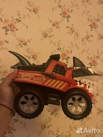 Hot wheels трак акула