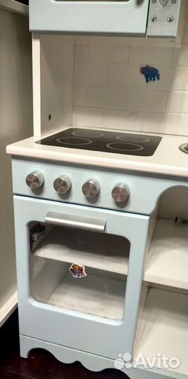 Детская кухня деревянная с водой