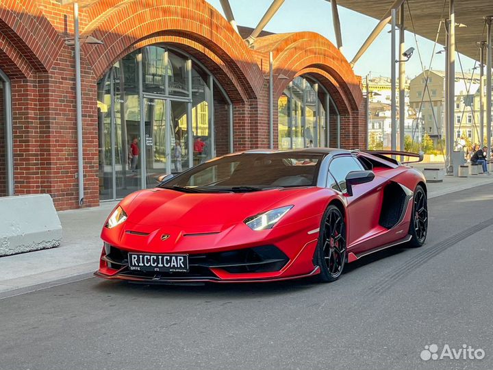 Аренда Lamborghini Aventador SVJ