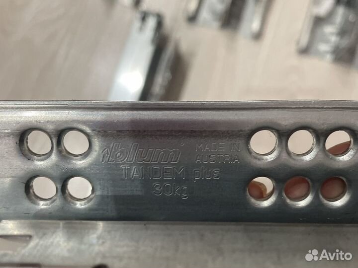 Направляющие блюм без доводчиков 250 мм