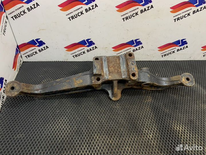 Кронштейн пневморессоры левый