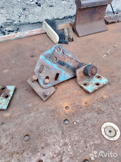 Подушки двигателя Д 144