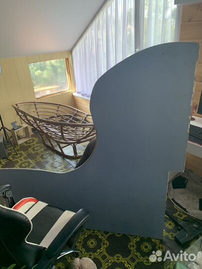 Компьютерный стол