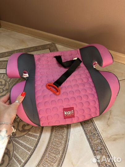 Детский бустер автомобильный