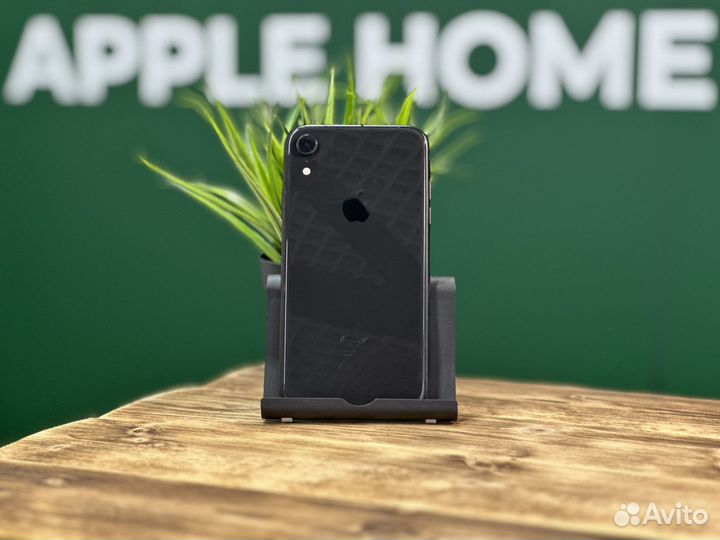iPhone Xr, 64 ГБ
