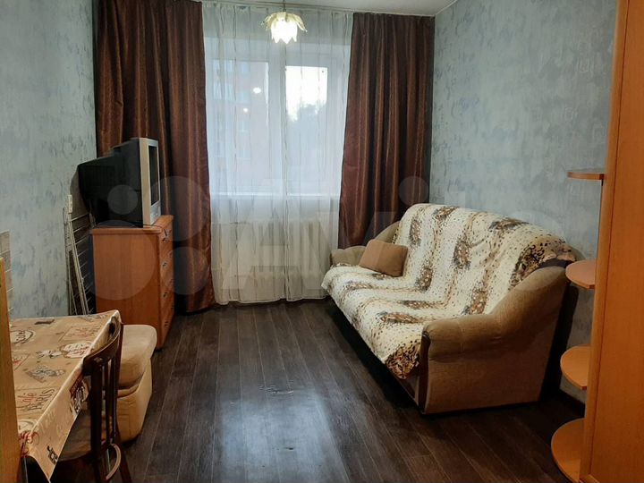 Комната 12 м² в 5-к., 3/5 эт.