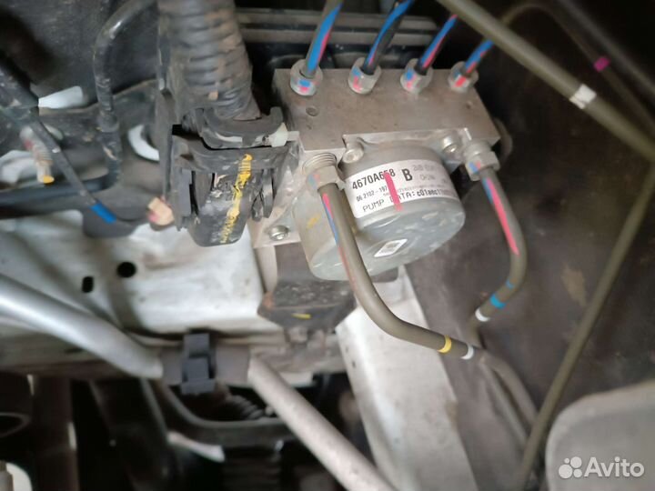 Блок абс Mitsubishi Outlander 3 4670A658