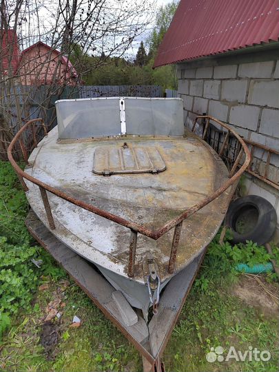 Моторная лодка Прогресс2