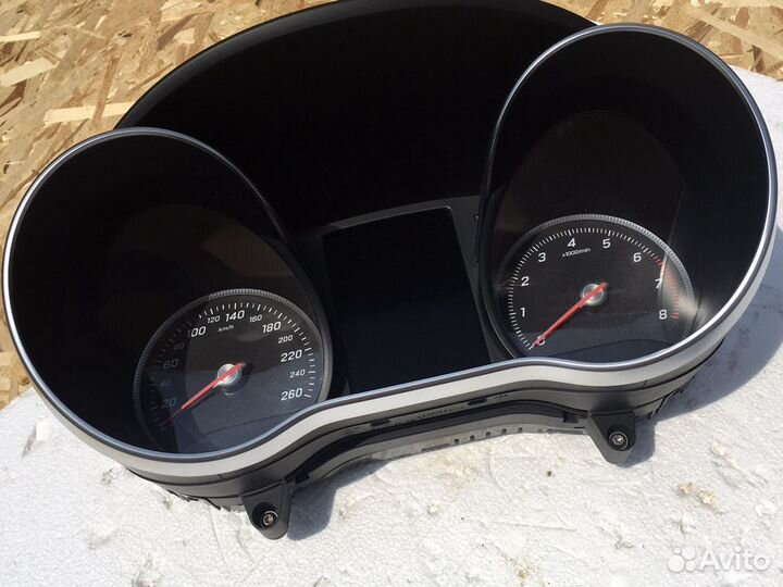 Панель приборов Mercedes C-class w205 2014-2020