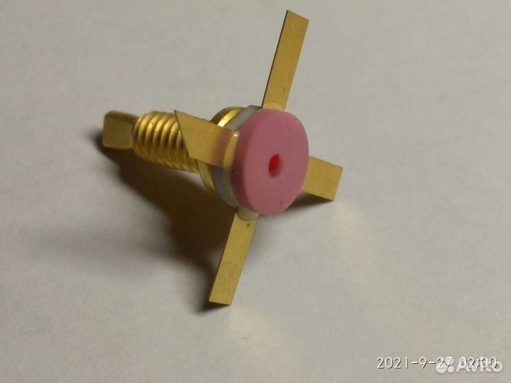 Транзистор кт913А