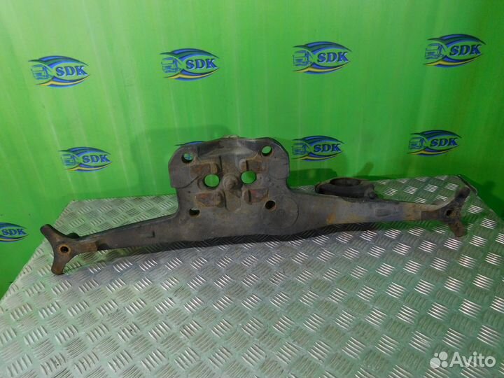 1368263 Кронштейн пневмоподушек зад. моста правый