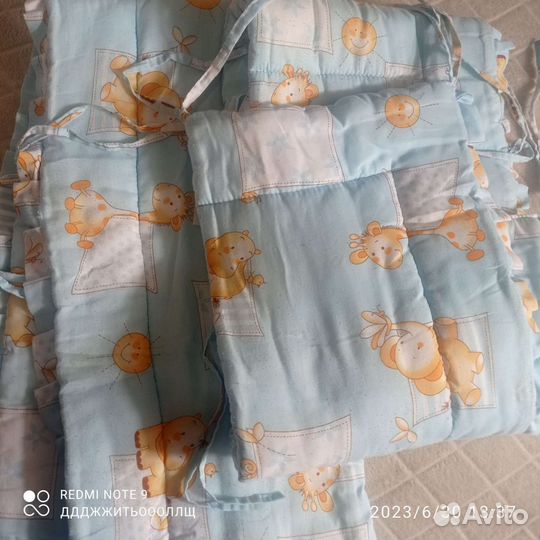 Бортики в детскую кроватку