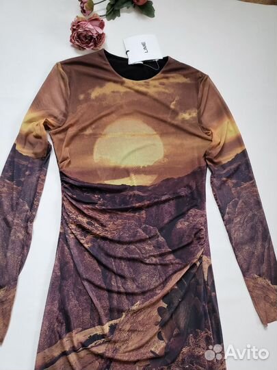 Платье Lime новое р.М