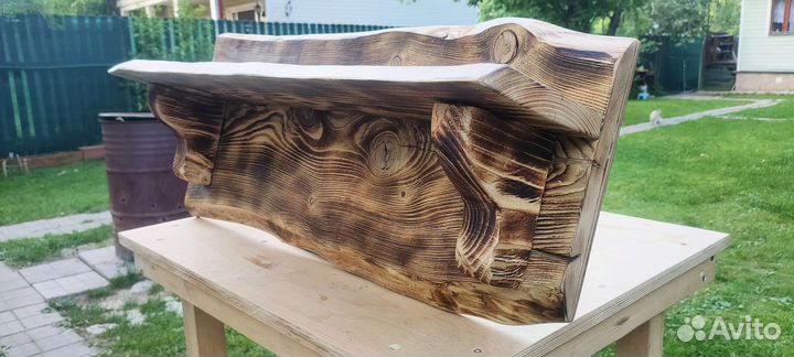 Вешалка деревянная для одежды настенная