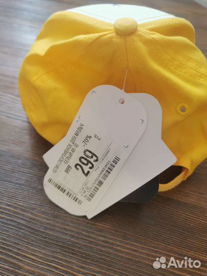 Бейсболка новая