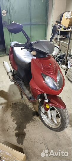 Скутер 150 кубов 49