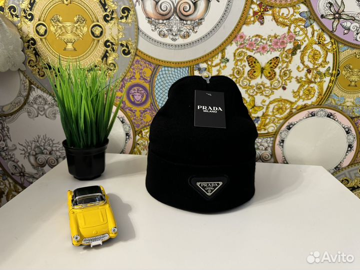 Шапка prada