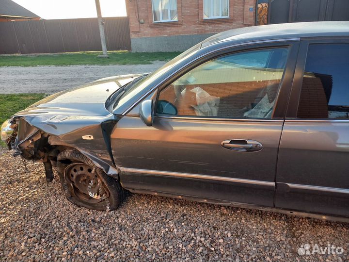 Hyundai Sonata 2.0 МТ, 2005, битый, 1 700 км