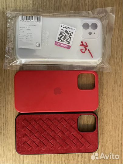 Четыре чехола на iPhone 12