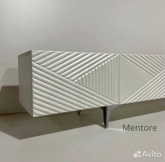 Тумба тв Bravo (на опорах или подвесная)