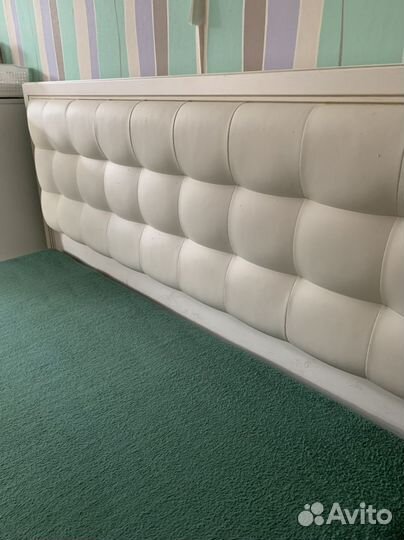 Кровать двухспальная 140 200