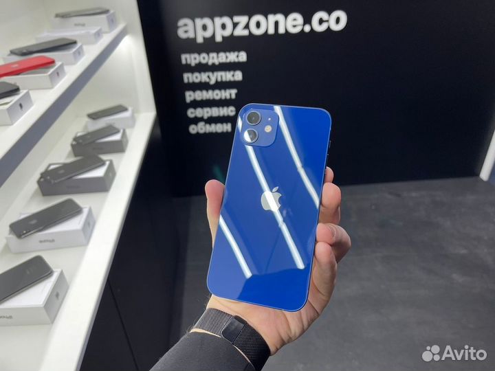 iPhone 12, 64 ГБ