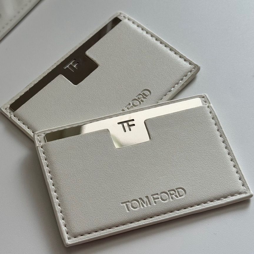 tom ford Купить приборы и аксессуары для красоты 💇🏻‍♀️ во - Main Image