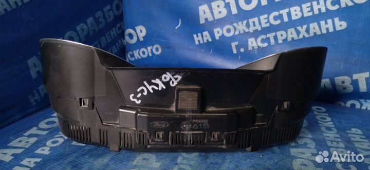 Панель приборов Ford Focus 3 седан iqda 2013