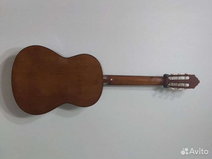 Классическая гитара yamaha c40