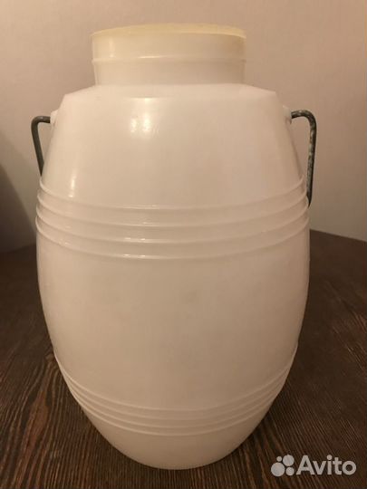 Бидон 3,5 литра пластиковый