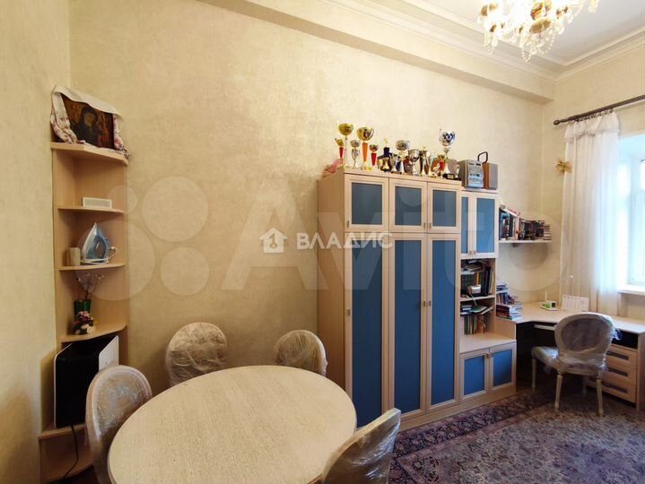 Комната 15 м² в 4-к., 2/7 эт.