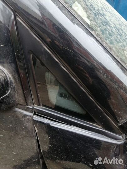 Стекло переднее правое Subaru Tribeca