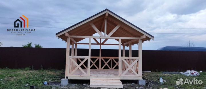 Беседка. Натуральное дерево. Доставка
