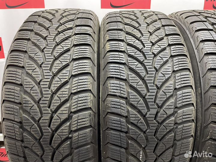 Bridgestone Blizzak LM-32 205/55 R16