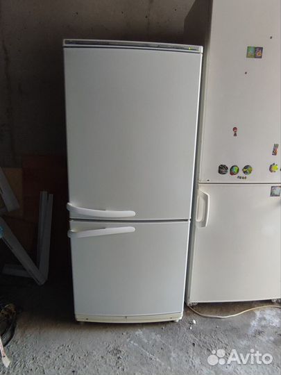 Холодильник atlant двухкамерный бу