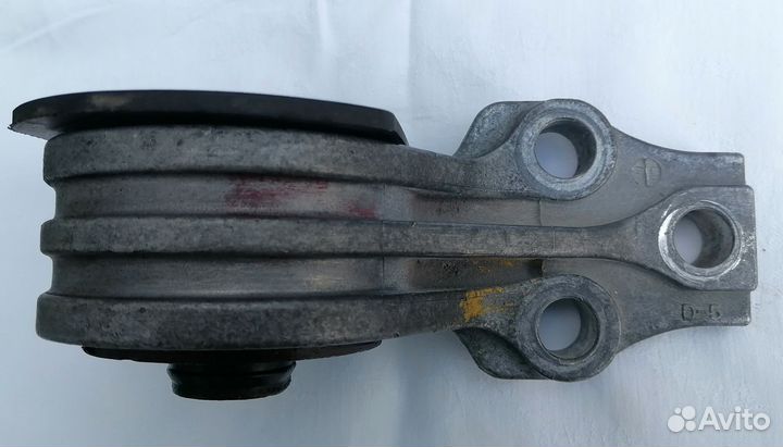 Опора двигателя