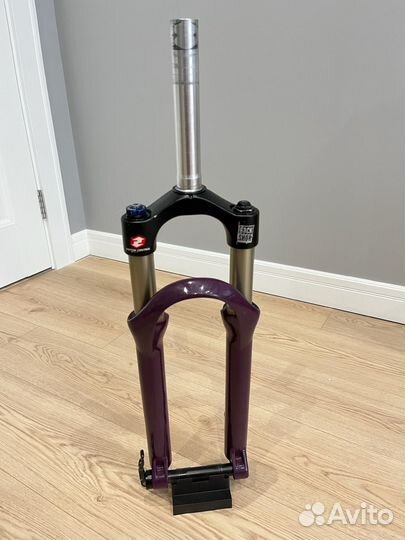 Вилка RockShox Argyle RCT
