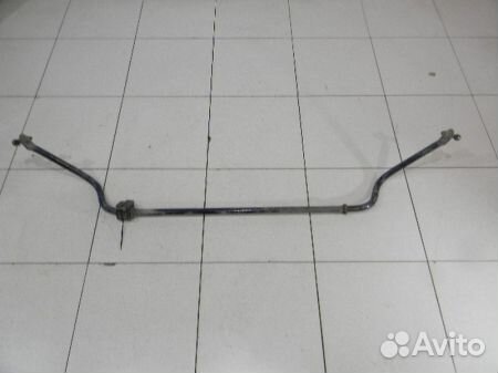 Стабилизатор передний