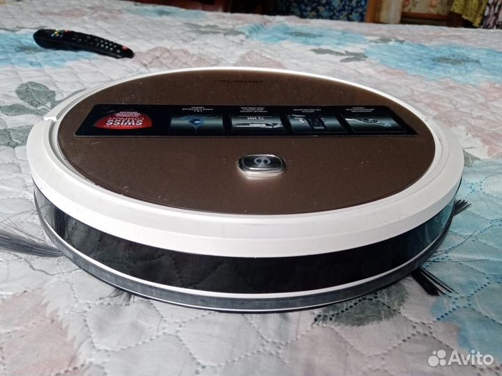 Робот пылесос polaris