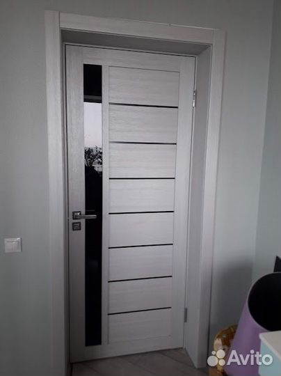 Дверь межкомнатная со стеклом